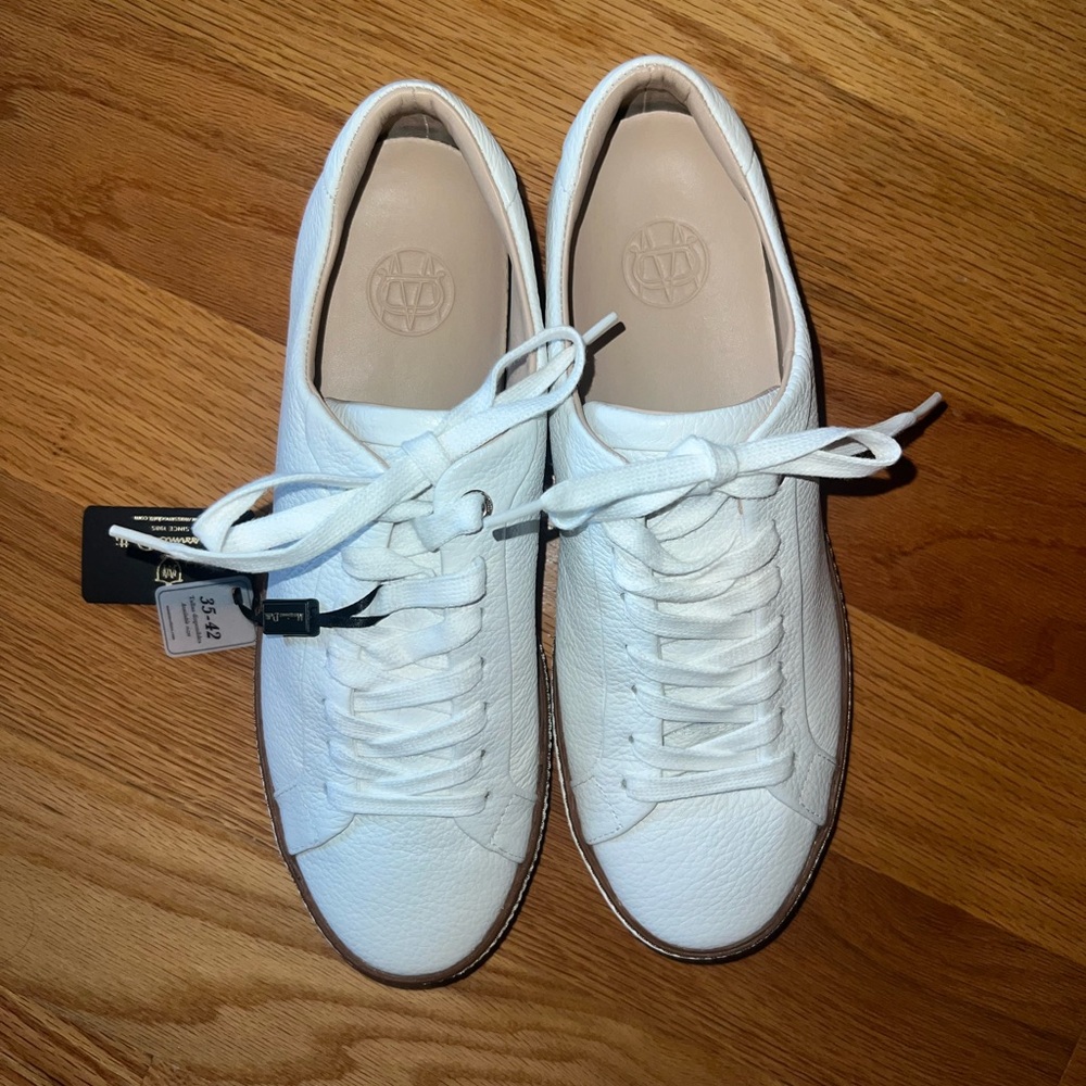 Massimo Dutti white leather sneaker *NEW*